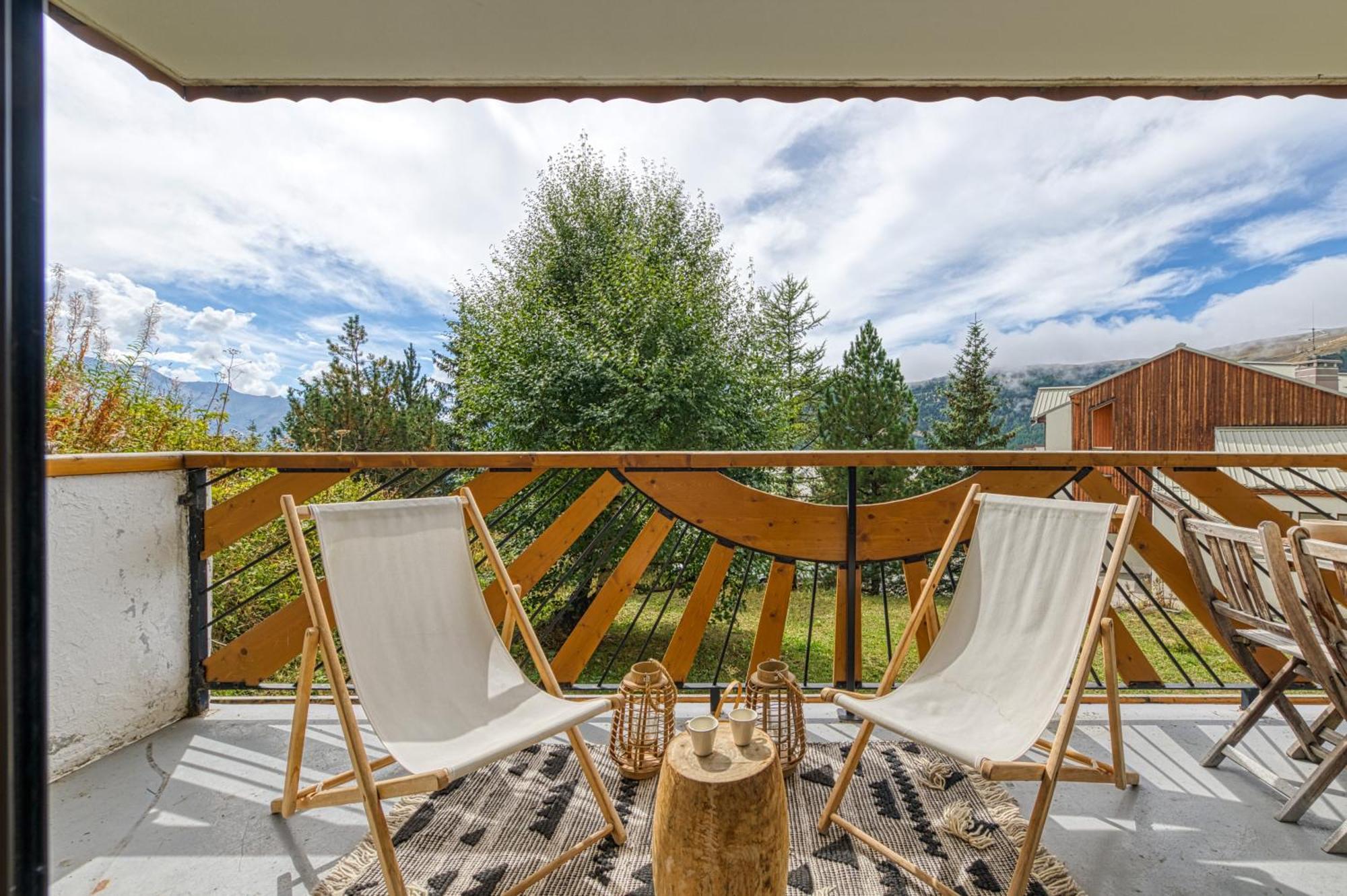 Alpes Sweet Home - Résidence Hélios Alpe dʼHuez Extérieur photo